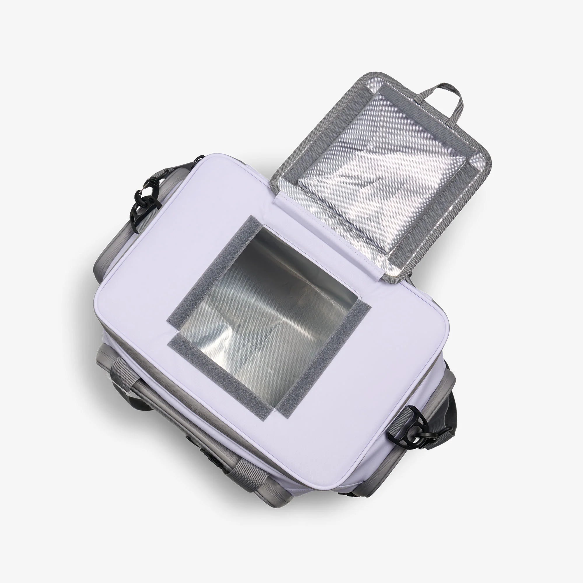 Igloo Coolers Marine 30-Can Square Cooler Bag - Image 5